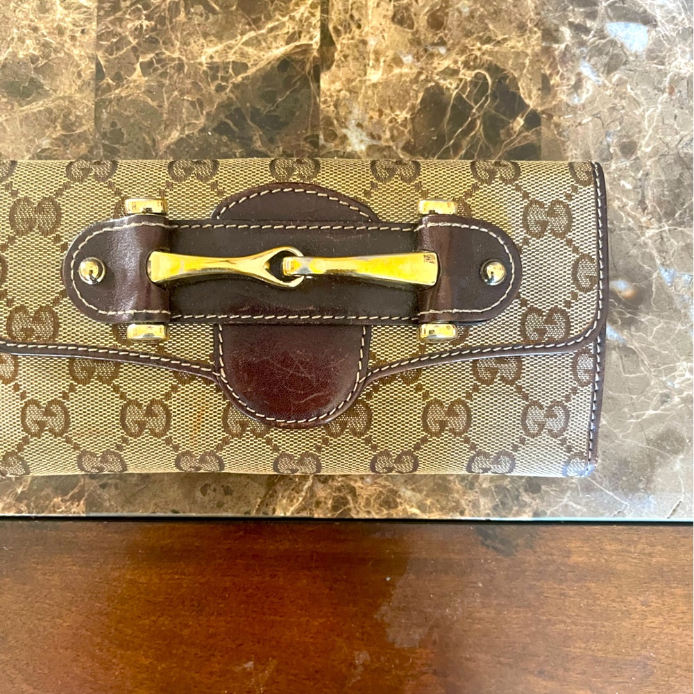 Authentic Gucci Wallet